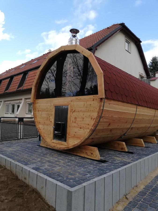 Kompleks Wypoczynkowo-Konferencyjny Mazur-Syrenka Krutyń エクステリア 写真